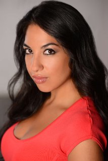 фото Мэри Крус