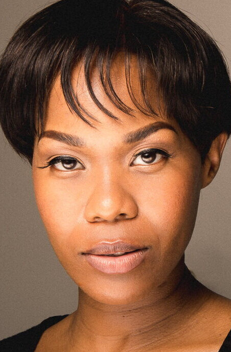 фото Энджи Уайт