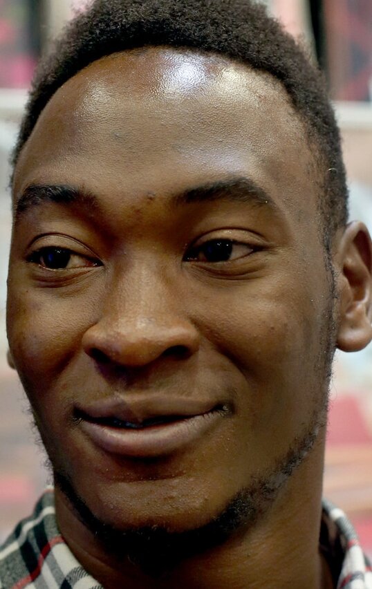 фото Бролин Маведже