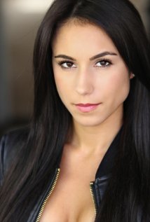 фото Nicole Dambro