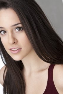 фото Maeve Crispi