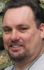 фото Дэннис Е. Уильямс