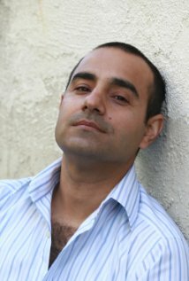 фото Азад Кхан