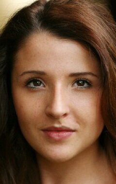 фото Сара Хаксли