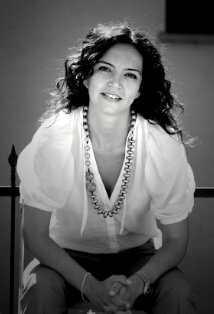 фото Дилой Гюлюн