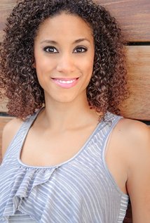 фото Elise Goodgaine