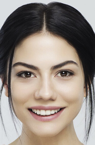 фото Демет Оздемир