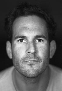 фото Justin Arana