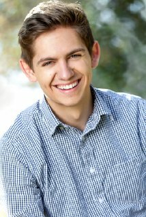 фото Итан Ливертон