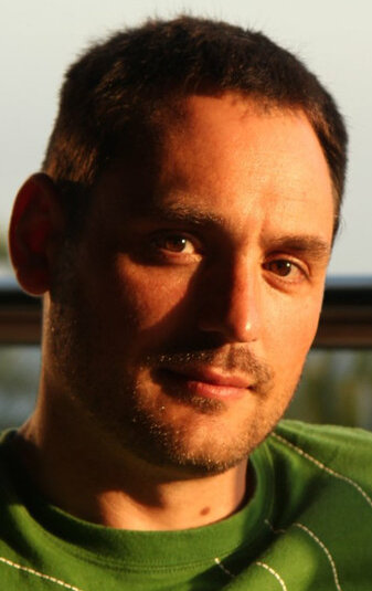 фото Карл Холт