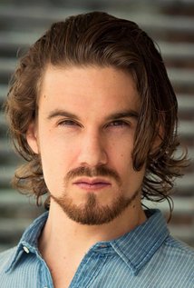 фото Joey Henderson