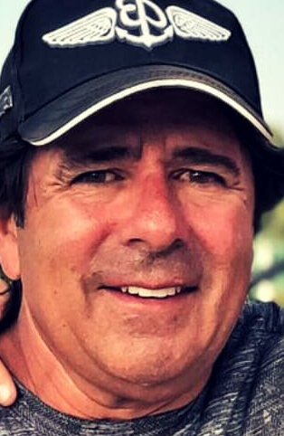 фото Кенни Бейтс