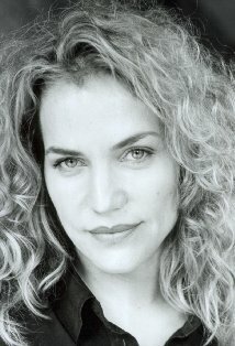 фото Дженнифер Кэлверт