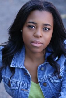 фото Брэнди Льюис