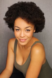 фото Софи Макинтош