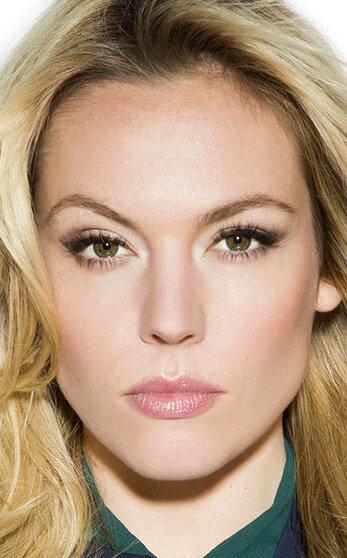 фото Агнес Брукнер