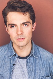 фото Макс Шелдон