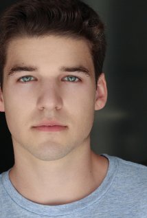 фото Logan Clark