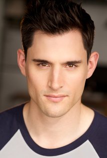 фото Адам Блок