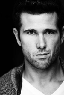 фото Lucas Scott