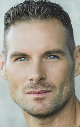 фото Майк Лоу