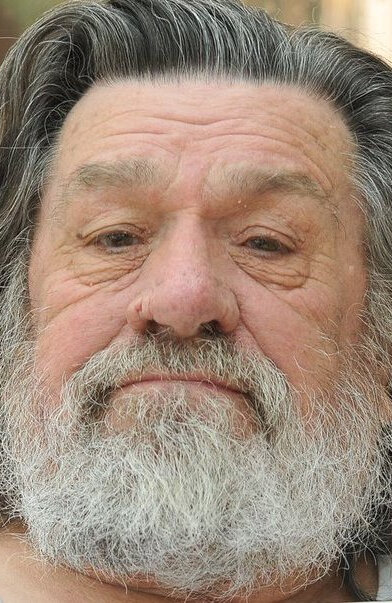 фото Рикки Томлинсон