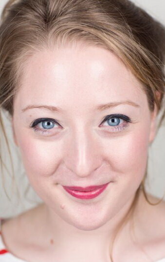 фото Констанс Вуки