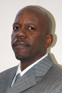 фото Louis Banks