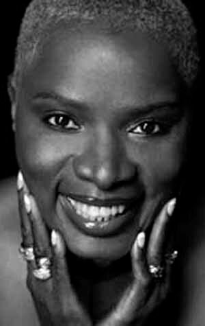 фото Анжелик Киджо