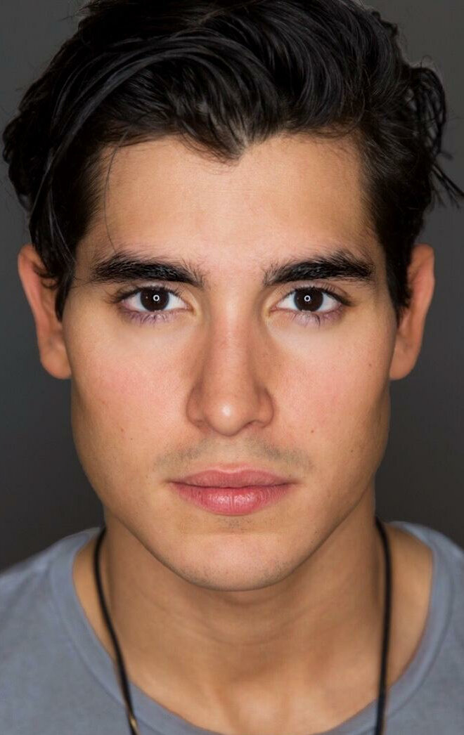 фото Энрике Сага