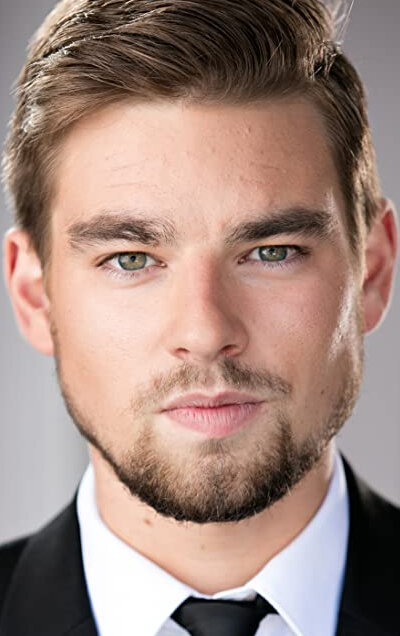 фото Ник Бекуит