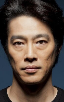 фото Синъити Цуцуми