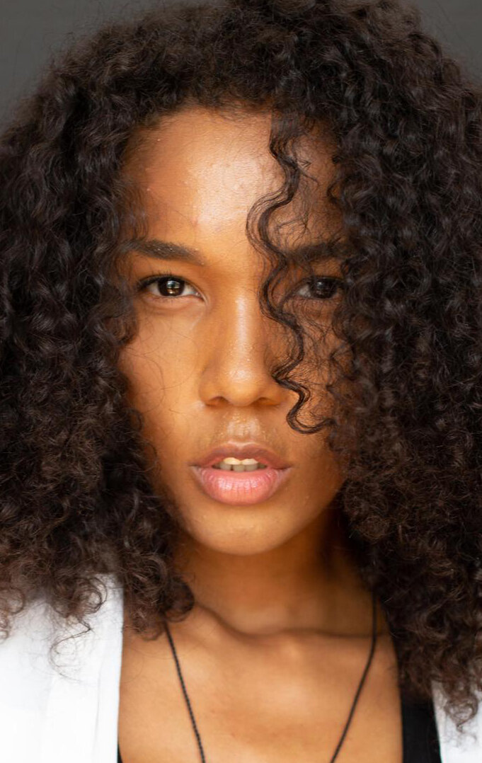 фото Тиана Оквамо