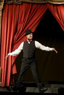 фото Richard Bovnoczki