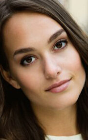 фото Мередит Треверс