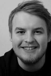 фото Luke Earnshaw