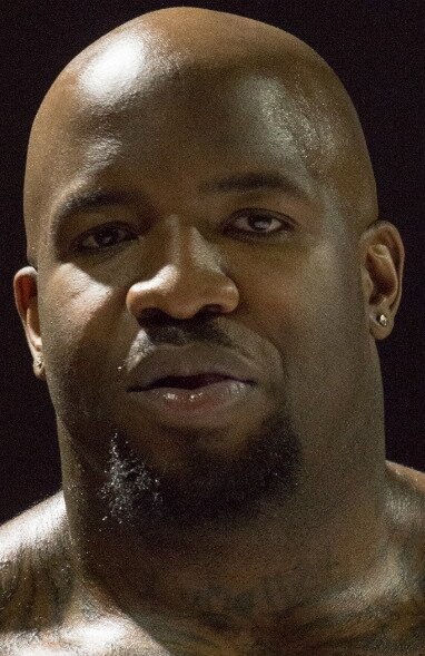 фото Quinn Ojinnaka