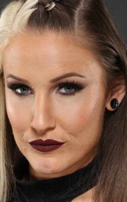 фото Эллисин Кей