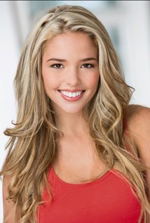 фото Lexi Collins