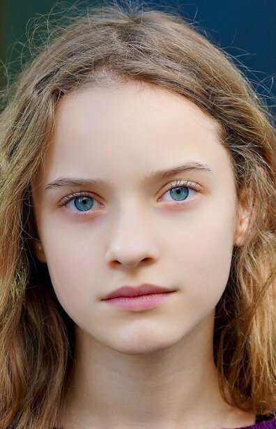 фото Хлоя Генрих