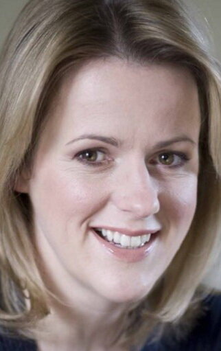 фото Джоджо Мойес