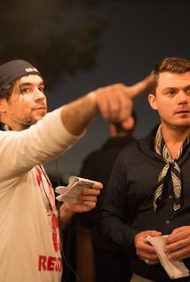 фото Тайлер Рекуа