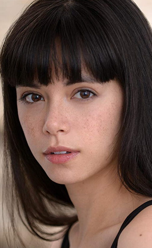 фото Митци Акаха