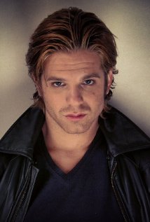 фото Kym Bradley