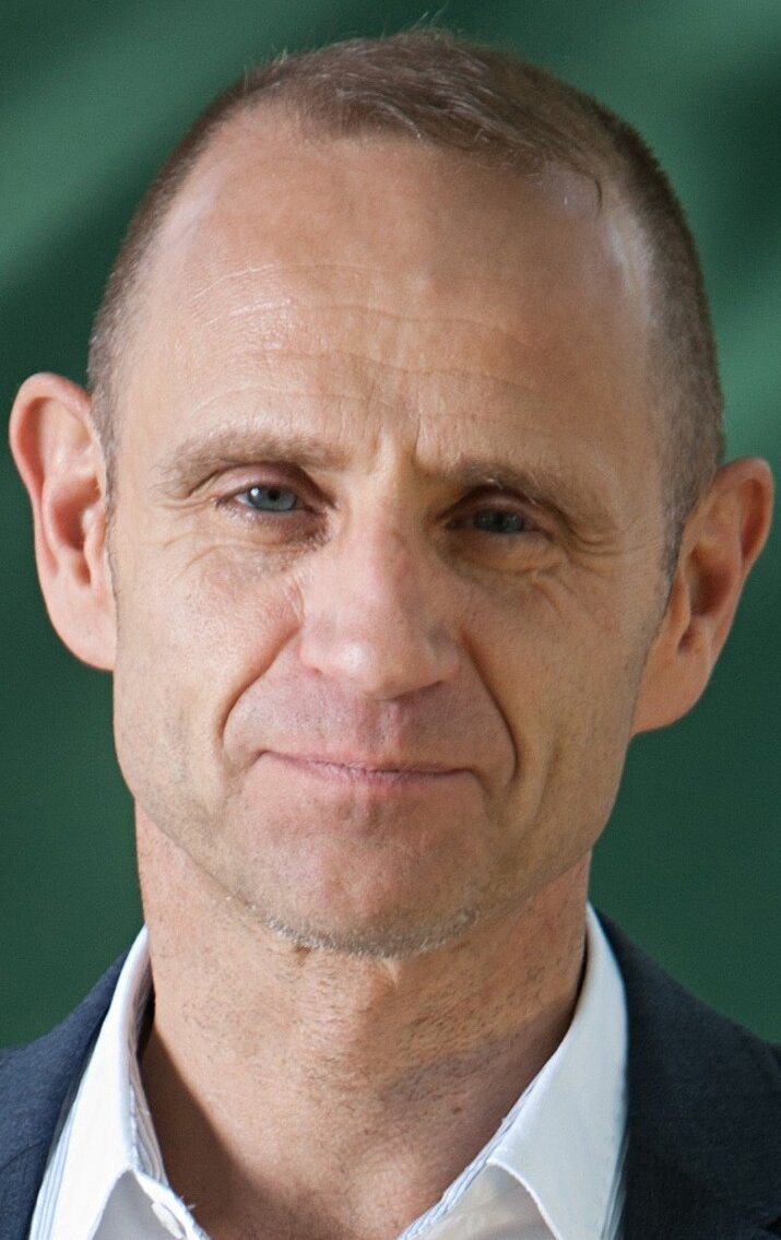 фото Ивэн Дэвис