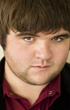 фото Адам Кэгли