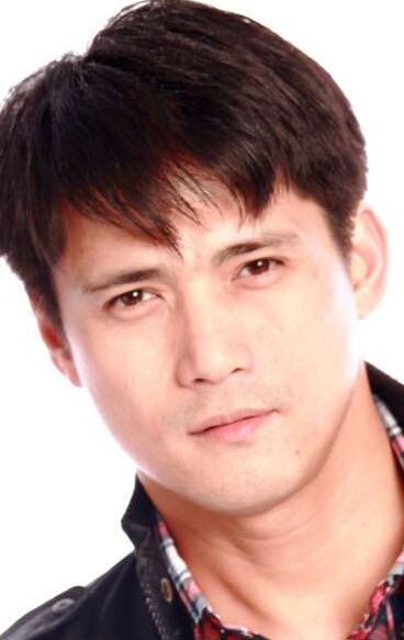 фото Робин Падилья