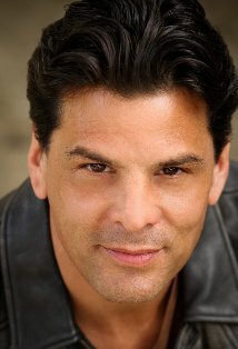 фото Джей Бонтатибас