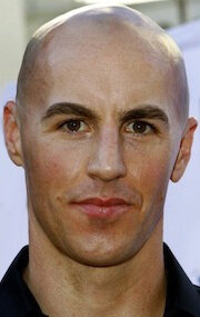 фото Дуглас Тейт