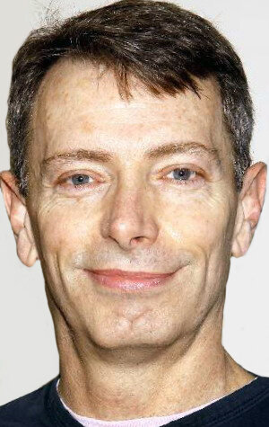 фото Арни Бертон